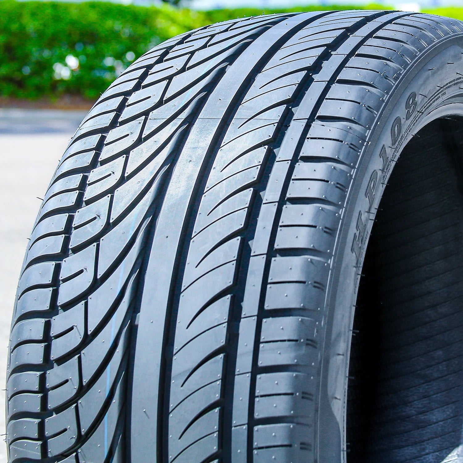 HP108 315/35ZR20 315/35R20 110W XL High Performance A/S All Season Tire